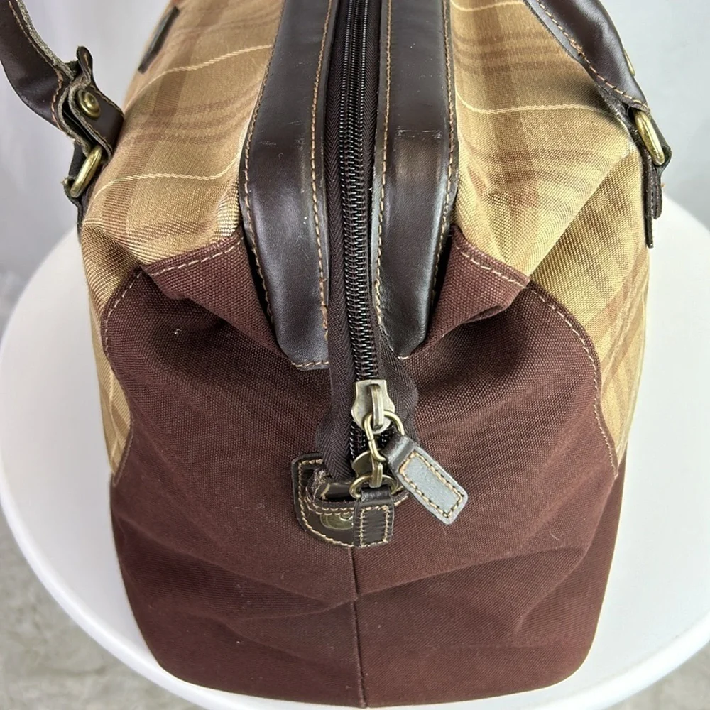 Eddie Bauer Classic Vintage Plaid Traveler Bag Luggage  Leather Trim & H…